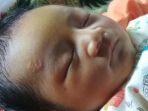 bayi-yang-lahir-dengan-tanda-lahir-berlafaz-allah_20180406_165751.jpg