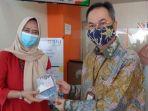 bni-syariah-membagikan-7-ribu-masker-batik-dan-hand-sanitizer-bertema-batik.jpg