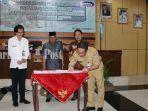 bupati-banjar-saksikan-penandatanganan-komitmen-penerapan-aplikasi-simda-integrated.jpg