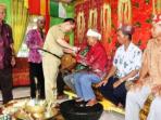 bupati-kapuas-ben-brahim-s-bahat-dayak-kapuas-talinting-erik-toepak_20150610_191156.jpg