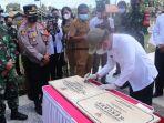 bupati-kapuas-ben-brahim-s-bahat-meresmikan-tmp.jpg