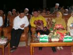bupati-kotabaru-h-sayed-jafar-sh-didampingi-ketua-tp-pkk_20181019_230115.jpg