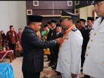 bupati-tanahbumbu-h-sudian-noor-saat-melantik-pejabat-di-lingkungan-pemkab-tanahbumbu.jpg