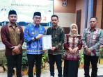 bupati-tanbu-tutup-bimtek.jpg