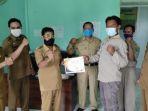 camat-bataguh-syuryadin-berikan-apresiasi-dan-penghargaan-kepada-pendamping-desa-rabu-07072021.jpg