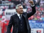 carlo-ancelotti-merayakan-kemenangan-bayern-muenchen-atas-rb-leipzig_20170929_071123.jpg