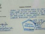 cek-rp-1-miliar-tersebar-dari-tim-pemenangan-calon-ketua-umum-dpp-partai-golk_20160506_143217.jpg
