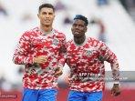 cristiano-ronaldo-dari-manchester-united-dengan-paul-pogba.jpg