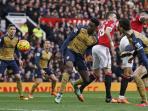 danny-welbeck-menanduk_20160228_235001.jpg
