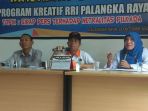 dialog-majalah-berita-program-kreatif-rri-palangkaraya_20171023_134716.jpg