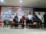 direktur-sosial-trasfan-uin-jakarta-dr-amelia-fauzia_20161213_213522.jpg