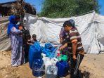distribusi-humanity-water-tank-jalur-gaza-2.jpg