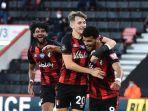 dominic-solanke-kanan-merayakan-golnya-laga-bournemouth-vs-leicester-city.jpg
