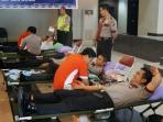 donor-darah-polisi_20151202_155418.jpg