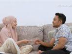 fariz-utama-dan-nathalie-holscher-yang-sedang-belajar-ijab-qabul.jpg