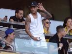 fc-penyerang-fc-barcelona-neymar_20160605_230414.jpg