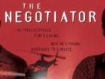 film-the-negotiator-tayang-malam-ini-senin-15-mei-2023.jpg