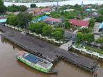 foto-dermaga-kp3-di-jalan-sudirman-kota-kualakapuas-kalteng.jpg
