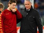 francesco-totti-dan-claudio-ranieri_20161007_080916.jpg