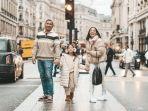 gading-marten-dan-gisella-anastasia-liburan-di-london-bersama-gempi-asdf.jpg