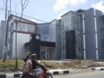 gedung-gabungan-dinas-pemkab-bulungan-mangkrak_20170531_075651.jpg