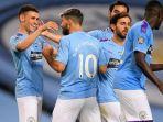 gelandang-inggris-manchester-city-phil-foden-kiri-merayakan-mencetak-gol.jpg