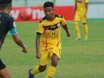 gelandang-muda-energik-barito-putera-m-rafi-syarahil.jpg
