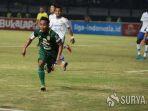 gelandang-serang-persebaya-surabaya-rendi-irwan.jpg