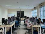 iSuasana-ruang-tes-UTBK-di-kampus-Universitas-Lambung-Mangkurat-Banjarmasin.jpg