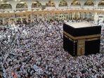 ilsutrasi-jemaah-umrah-mengeliling-kabah-di-mekkah-arab-saudi.jpg