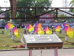 inilah-penampilan-marching-band-bahana-suara-tapin-di-lapangan-dwi-dharma-rantau.jpg