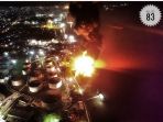 insiden-terbakarnya-kapal-tanker-di-dekat-depo-pt-pertamina_20180525_072324.jpg