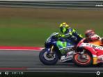 insiden-valentino-rossi-dan-mark-marquez-di-sirkuit-sepang-minggu-25102015_20151025_174333.jpg