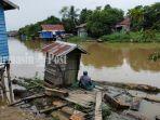 jamban-apung-di-kecamatan-amuntai-selatan-kabupaten-hsu-kalsel-5102020.jpg