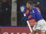 jamie-vardy-merayakan-golnya-pada-pertandingan-leicester-city-vs-arsenal.jpg