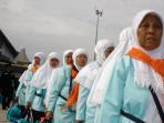 jemaah-haji-baris.jpg