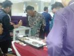 jewellery-and-gems-fair-2015-batu-akik-pameran-martapura_20150604_141559.jpg