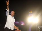 jokowi-dengan-latar-monas.jpg