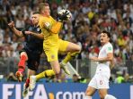 jordan-pickford-tampil-gemilang-dalam-laga-kroasia-vs-inggris_20180712_055716.jpg
