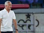 jose-mourinho-as-roma-vs-fiorentina.jpg