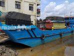 kapal-lct-alalak-utara-banjarmasin-provinsi-kalsel-senin-25012021-25012021.jpg