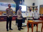 kapolres-tabalong-akbp-m-muchdori-dan-bupati-tabalong-h-anang-syakhfiani-memper.jpg
