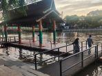 kawasan-wisata-dermaga-pasar-terapung-jalan-piere-tendean-banjarmasin-akan-kembali-dibuka.jpg
