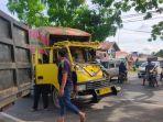 kecelakaan-di-kalsel-truk-tabrak-truk.jpg