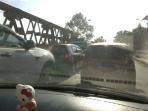 kemacetan-di-kawasan-jembatan-kembar_20150718_091548.jpg
