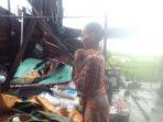 kerusakan-rumah-akibat-puting-beliung-di-martapura-barat.jpg