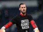 kiper-manchester-united-david-de-gea-melakukan-pemanasan.jpg