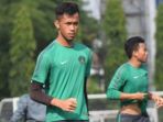 kiper-timnas-u-19-indonesia-aqil-savik_20170911_232740.jpg