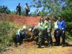 kodim-rantau-tanam-pohon-hari-bumi_20150423_135411.jpg