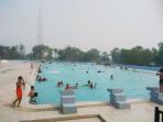 kolam-renang-isen-mulang_20151101_151003.jpg